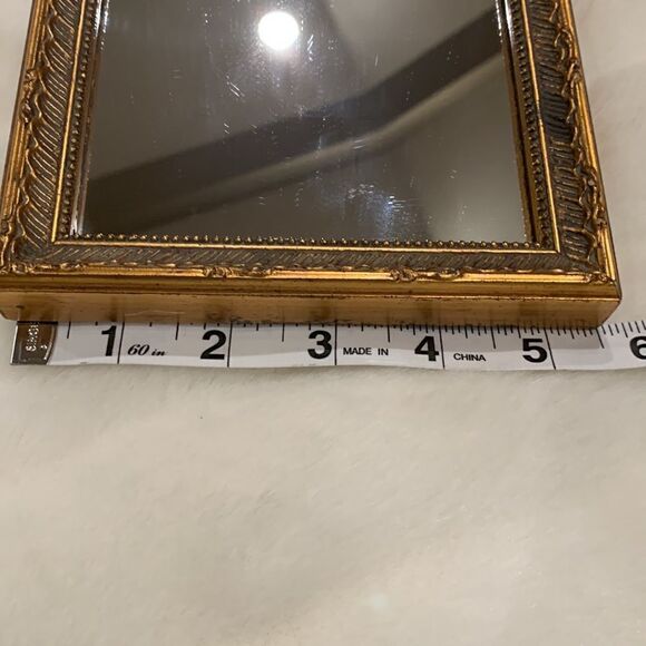 Small gold framed tray or wall decor - Picture 3 of 4